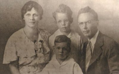 Rev. Arthur and Mrs. Esther Hammond, and family, 1936